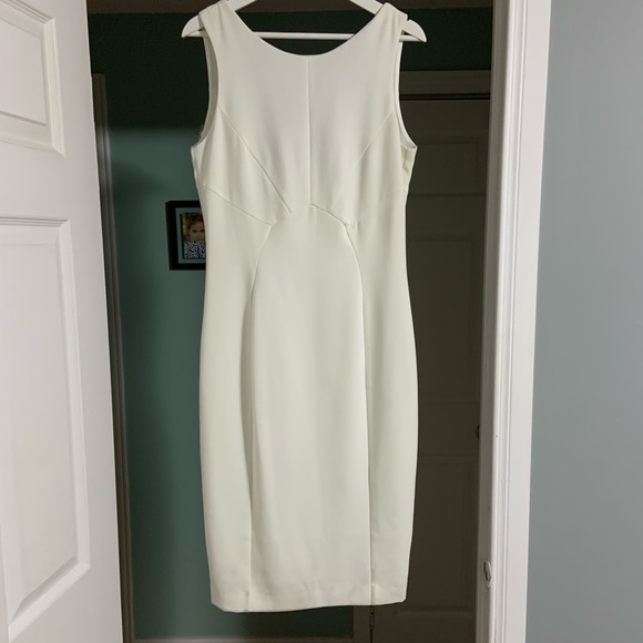 Knee length white H&M fitted full zipper dress - Picture 1 of 4